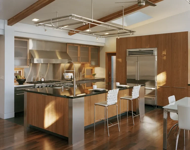 New Peninsula house kitchen 768x605