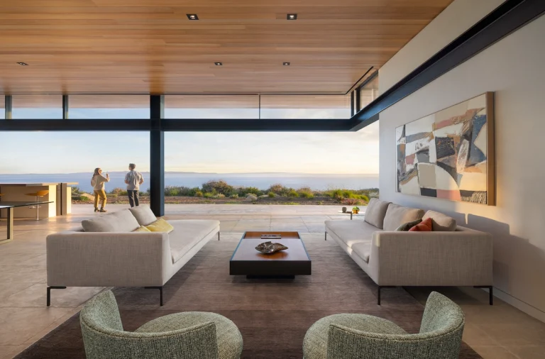 Blackbird Architects Ocean Bluff Residence 50509 BBird Sealedge 2186 Pano Edit 3 copy 768x506