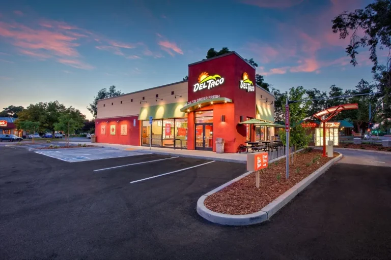 Del Taco Chico Finished 003 1 768x512