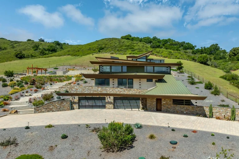 El Halcon san luis obispo modern custom luxury cantilever hillside outdoor living residence 06 768x512